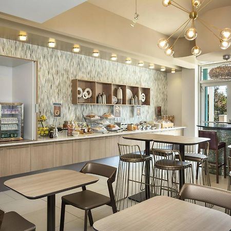 Springhill Suites By Marriott Philadelphia Airport / Ridley Park Екстериор снимка