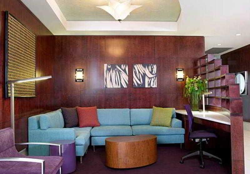 Springhill Suites By Marriott Philadelphia Airport / Ridley Park Екстериор снимка